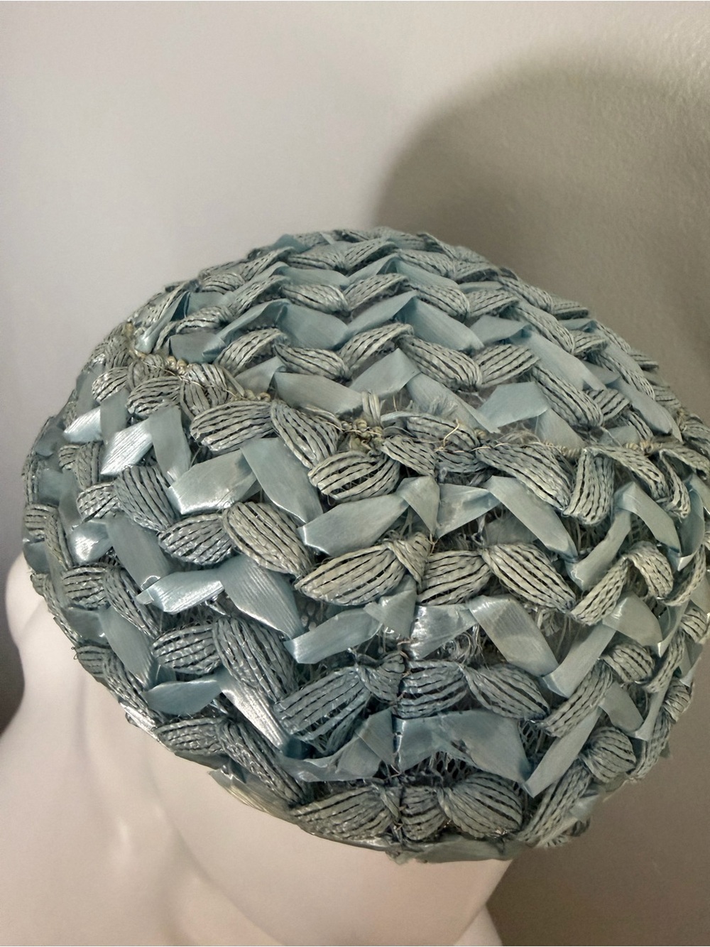 Vtg Woven Raffia Beret in Light Teal Pillbox Hat - Picture 6 of 8